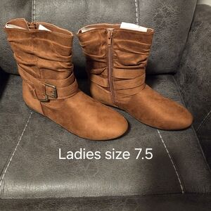 Women's Tan Ankle Boots